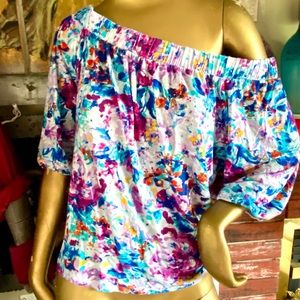 Floral off shoulder top